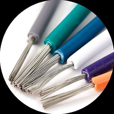 Chemikalienbeständiger und flexibler PFA-Anschlussdraht mit ausgezeichneter elektrischer Isolierung für Hochtemperaturanwendungen